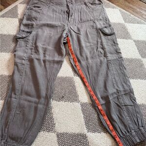 American Eagle Outfitters Tan Ankle & Cropped Jeans